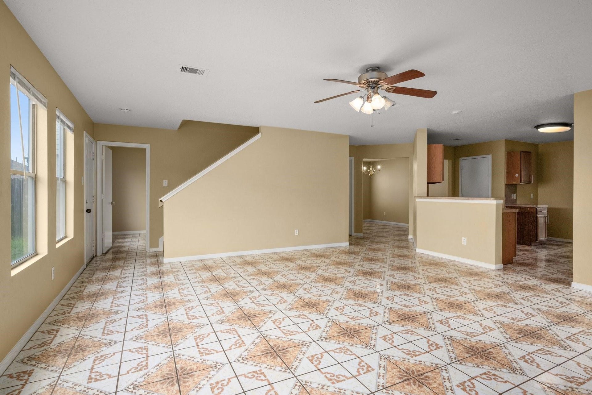 1119 Mossy Branch Street, Houston, TX 77073 1119 Mossy Branch Street, Houston, TX 77073