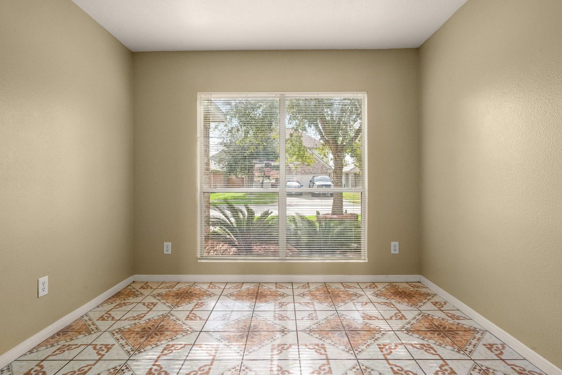 1119 Mossy Branch Street, Houston, TX 77073 1119 Mossy Branch Street, Houston, TX 77073