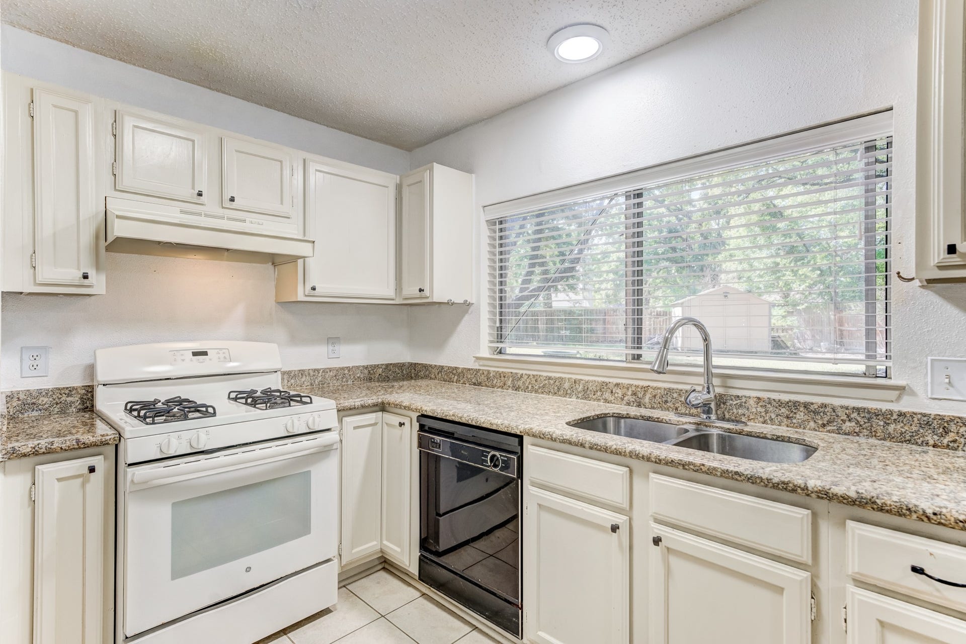 9607 Yearling Court, Houston, TX 77065 9607 Yearling Court, Houston, TX 77065