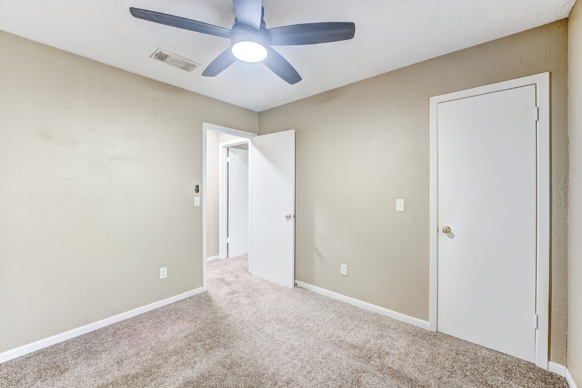 9607 Yearling Court, Houston, TX 77065 9607 Yearling Court, Houston, TX 77065