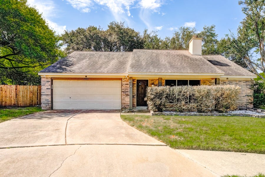 Property photo for 9607 Yearling Court, Houston, TX