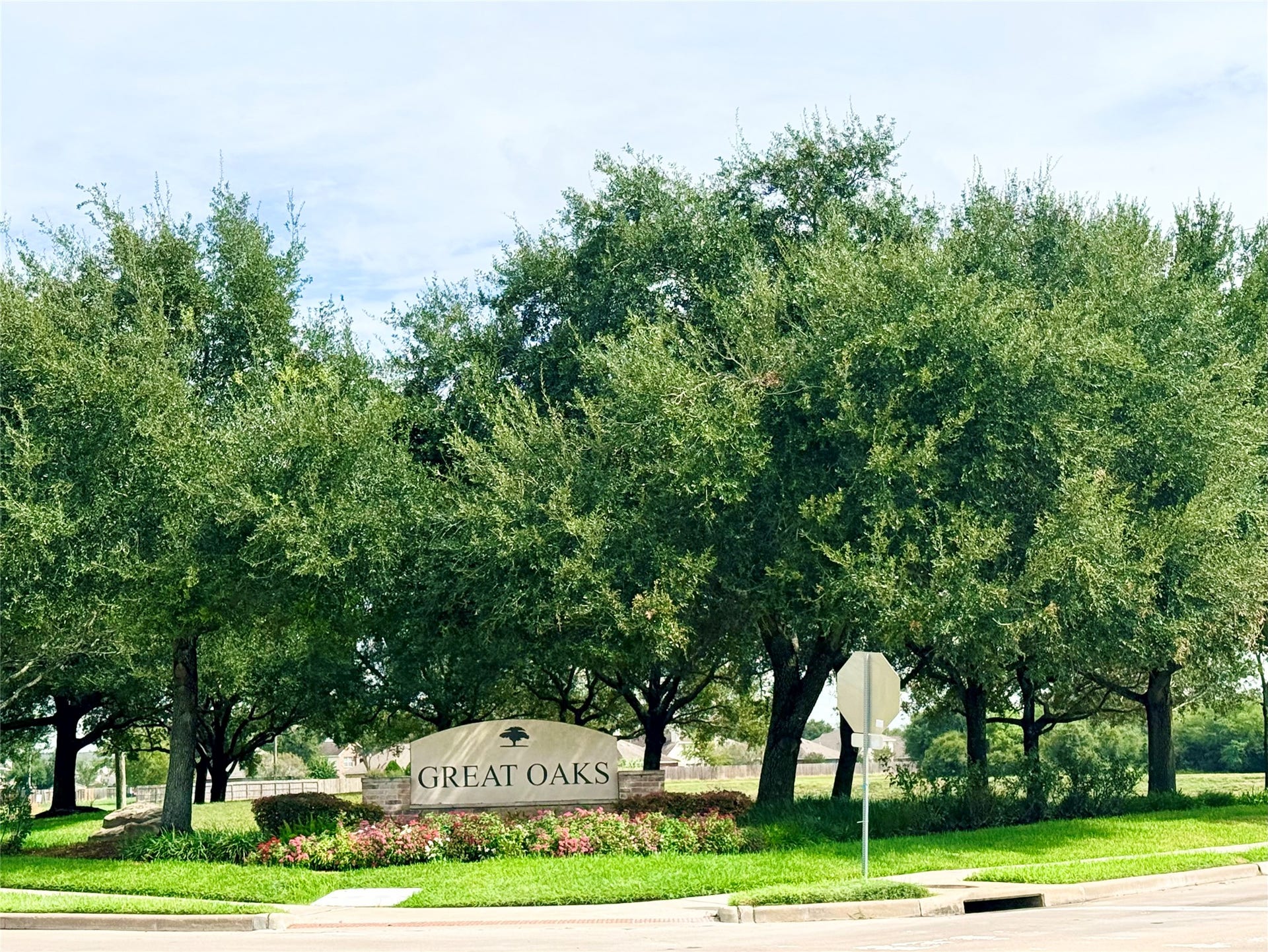 6927 PHEASANT OAK Drive, Houston, TX 77083 6927 PHEASANT OAK Drive, Houston, TX 77083