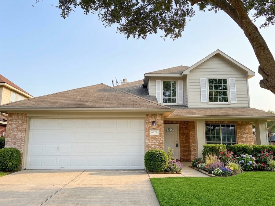 Property photo for 6927 PHEASANT OAK Drive, Houston, TX