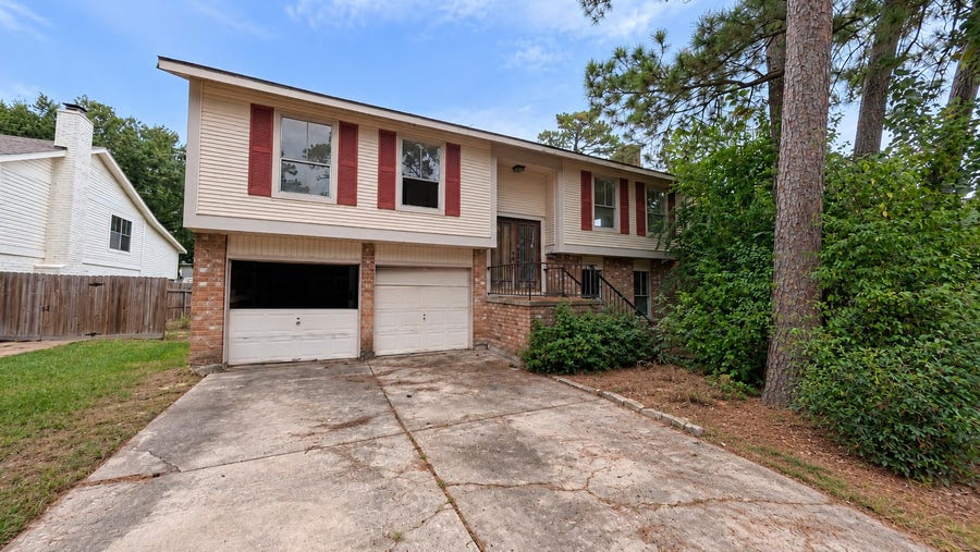 Property photo for 23414 Briarcreek Boulevard, Spring, TX
