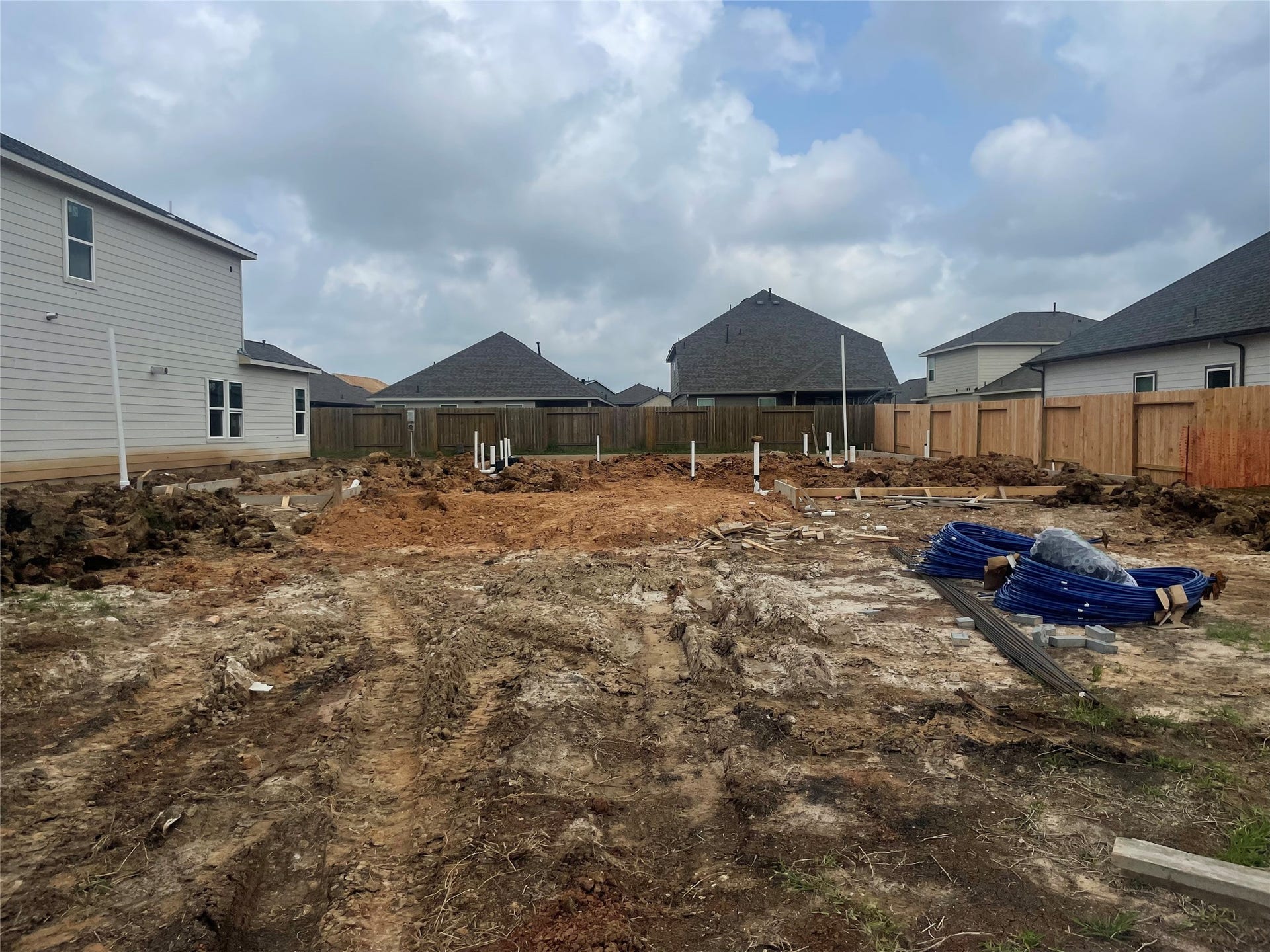 763 Woodhaven Lakes Drive, La Marque, TX 77568 763 Woodhaven Lakes Drive, La Marque, TX 77568