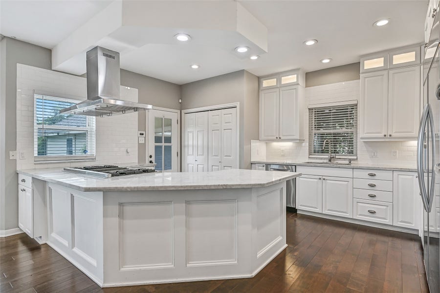 Property photo for 20 Campeche Estates Drive, Galveston, TX