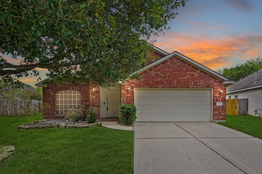 Property photo for 20343 Yosemite Falls Drive, Tomball, TX