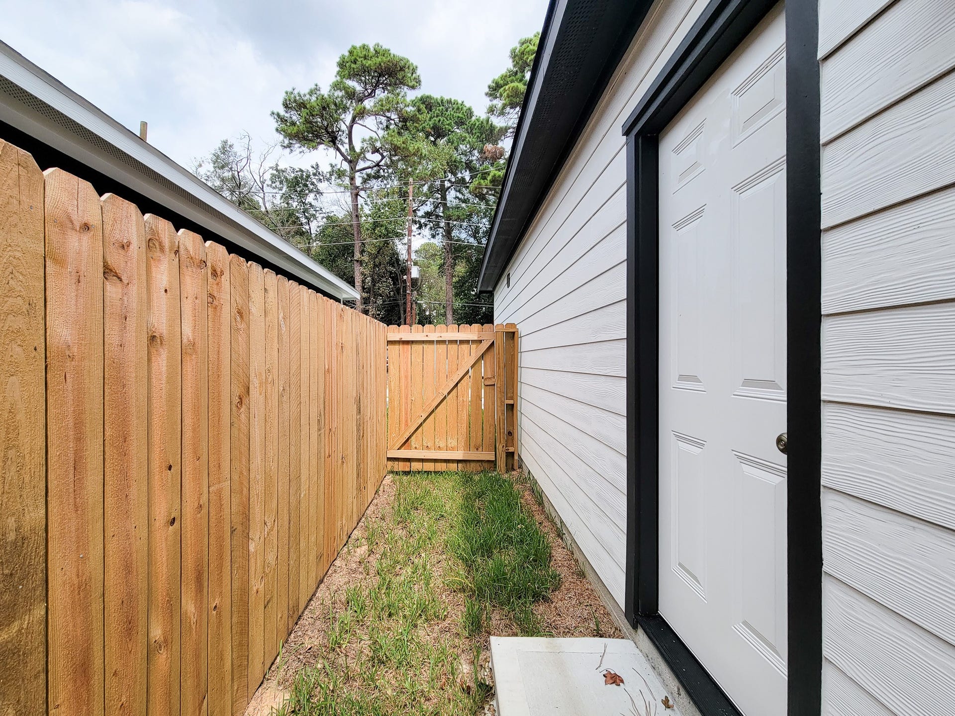 11849 Nelwood Street, Willis, TX 77318 11849 Nelwood Street, Willis, TX 77318