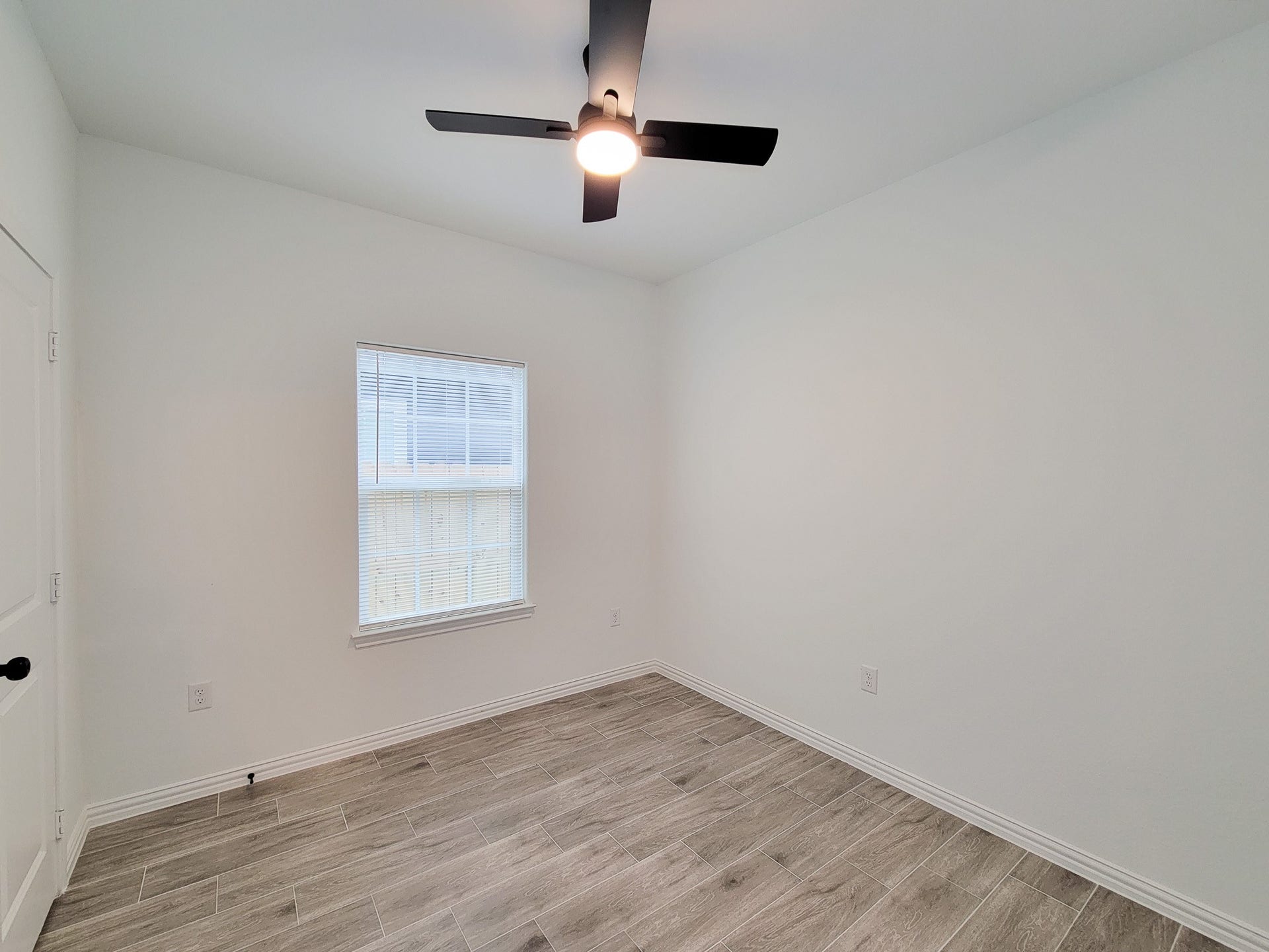 11849 Nelwood Street, Willis, TX 77318 11849 Nelwood Street, Willis, TX 77318