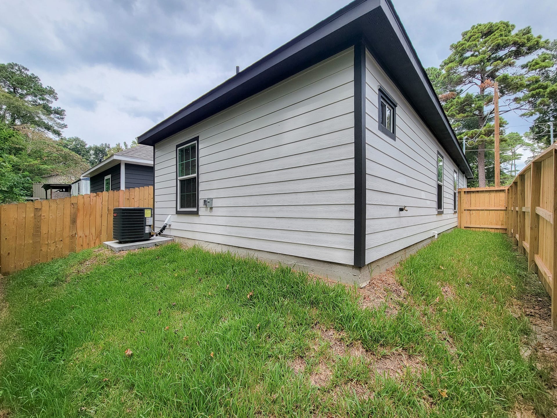11849 Nelwood Street, Willis, TX 77318 11849 Nelwood Street, Willis, TX 77318