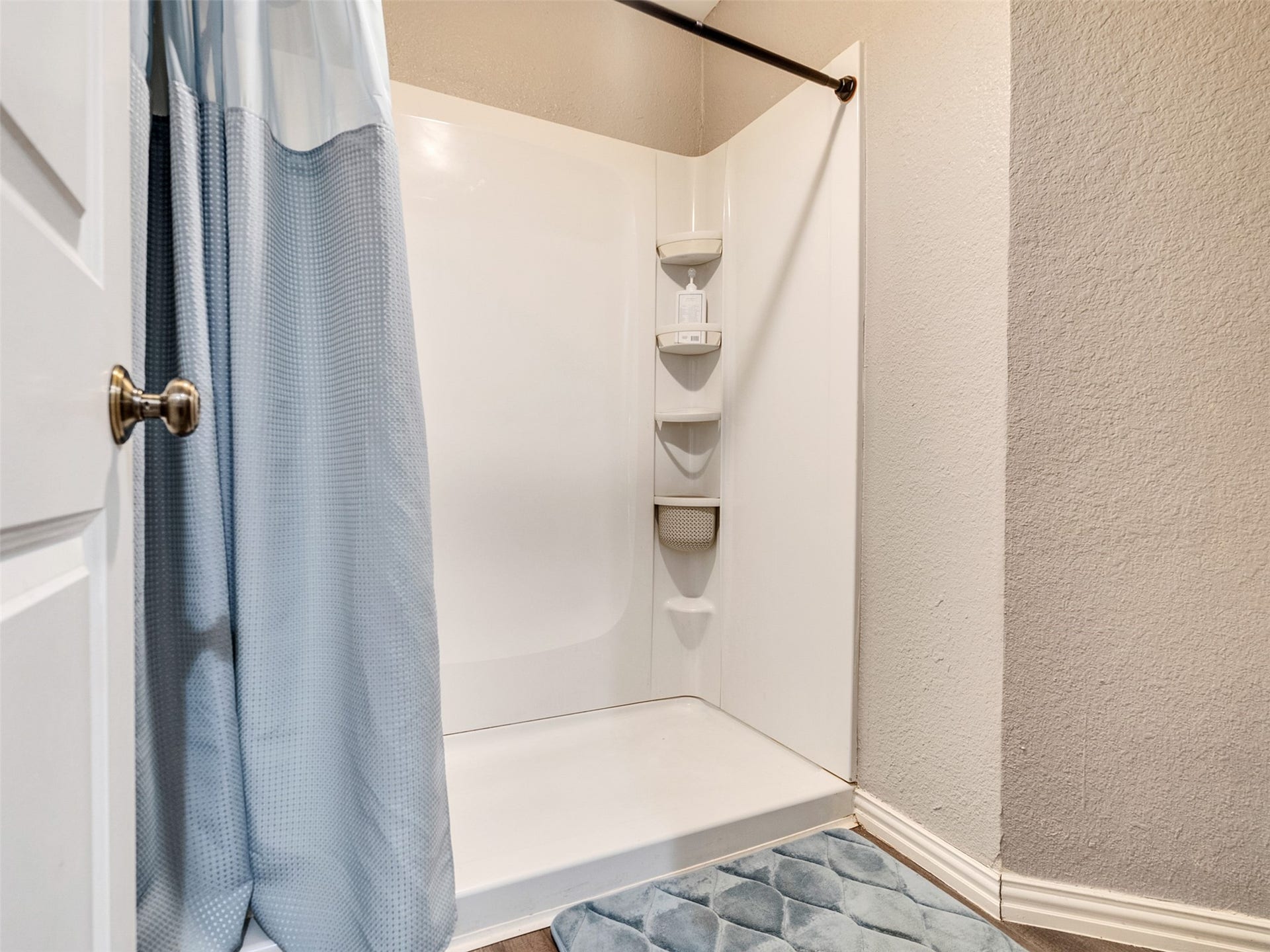 1208 Piney Woods Drive, Friendswood, TX 77546 1208 Piney Woods Drive, Friendswood, TX 77546