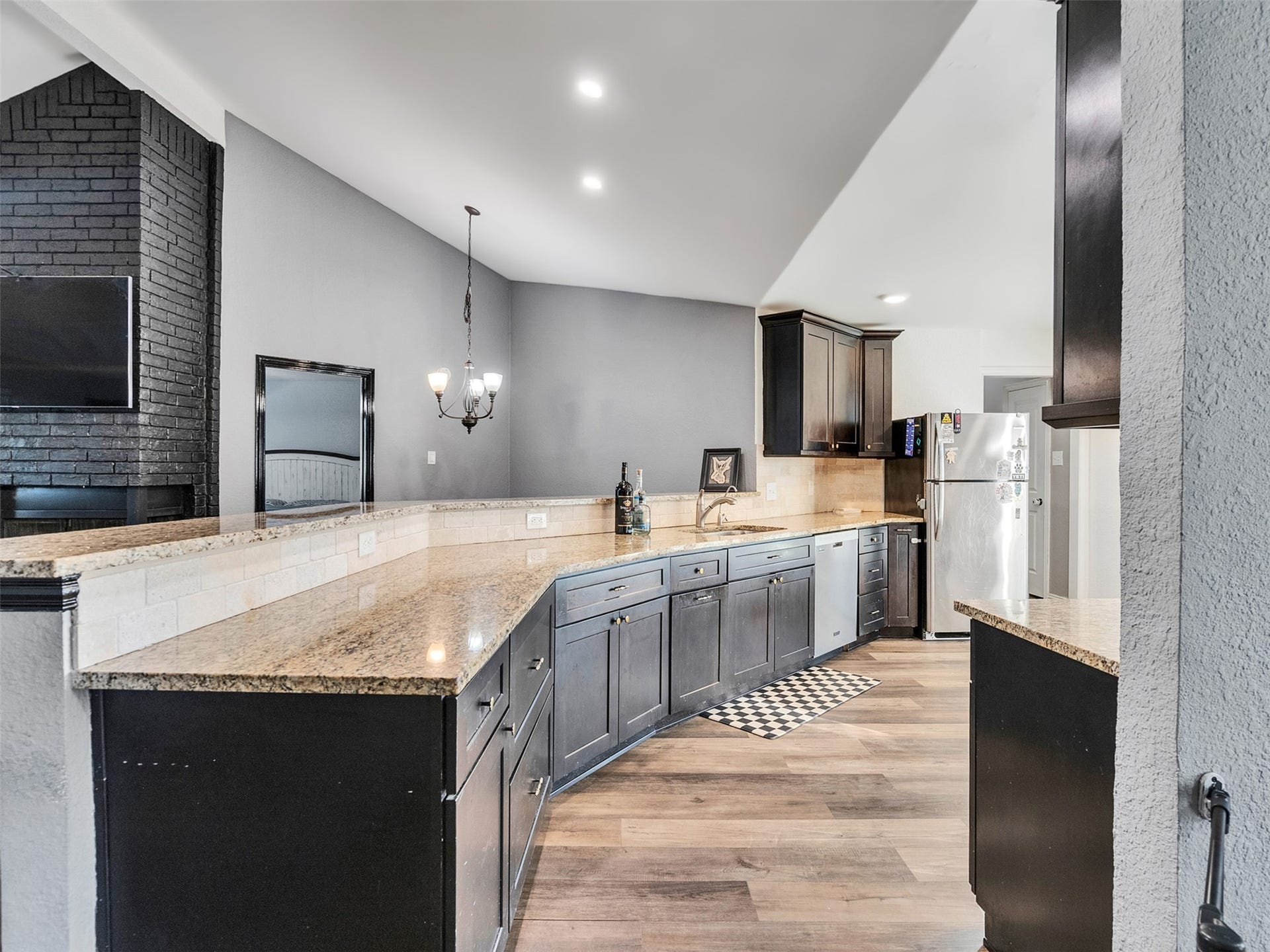 1208 Piney Woods Drive, Friendswood, TX 77546 1208 Piney Woods Drive, Friendswood, TX 77546
