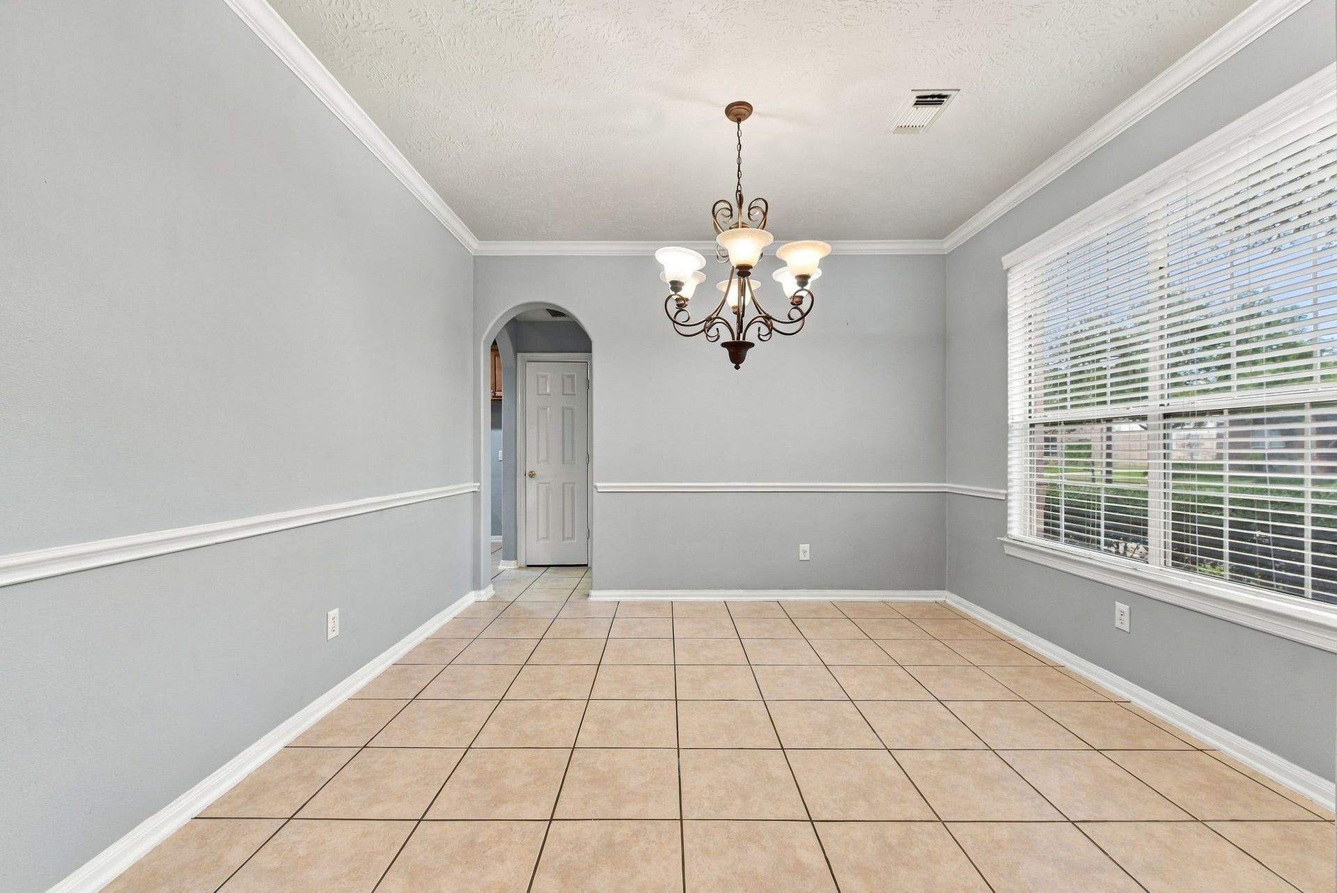 2122 Fortuna Bella Drive, Pearland, TX 77581 2122 Fortuna Bella Drive, Pearland, TX 77581
