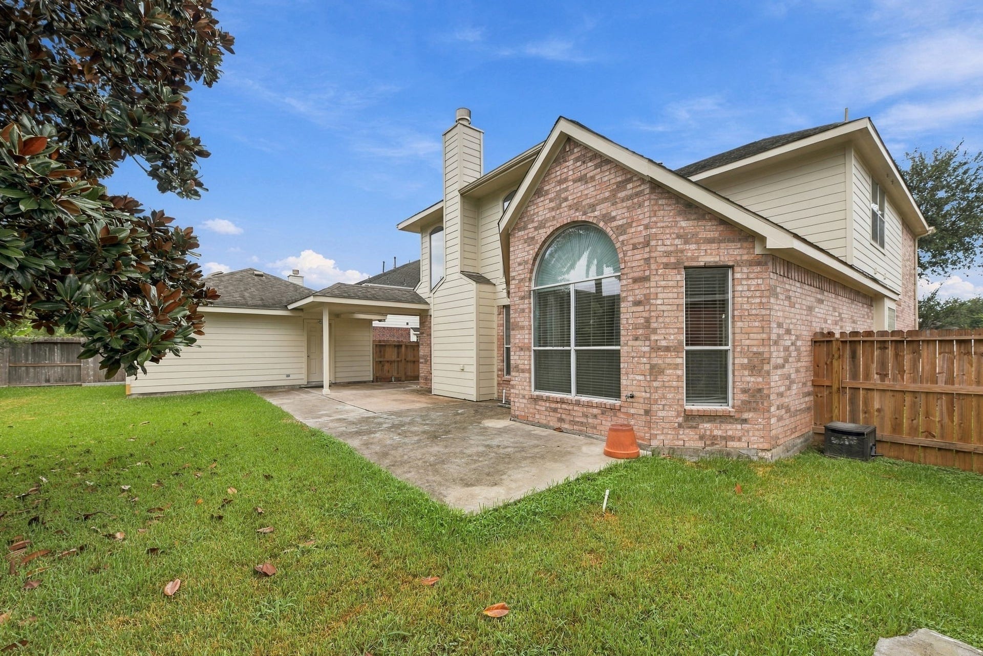 2122 Fortuna Bella Drive, Pearland, TX 77581 2122 Fortuna Bella Drive, Pearland, TX 77581