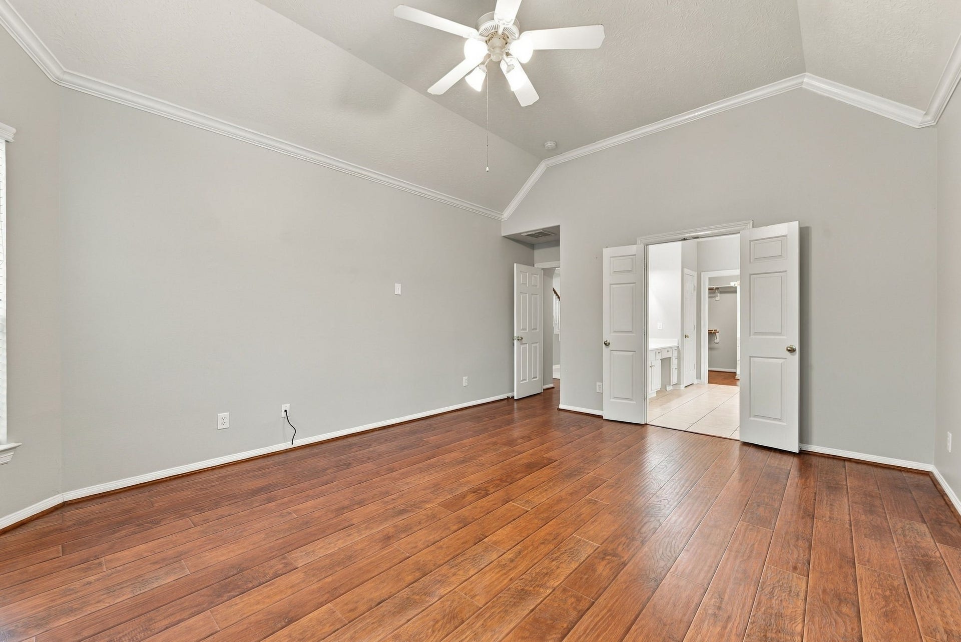 2122 Fortuna Bella Drive, Pearland, TX 77581 2122 Fortuna Bella Drive, Pearland, TX 77581