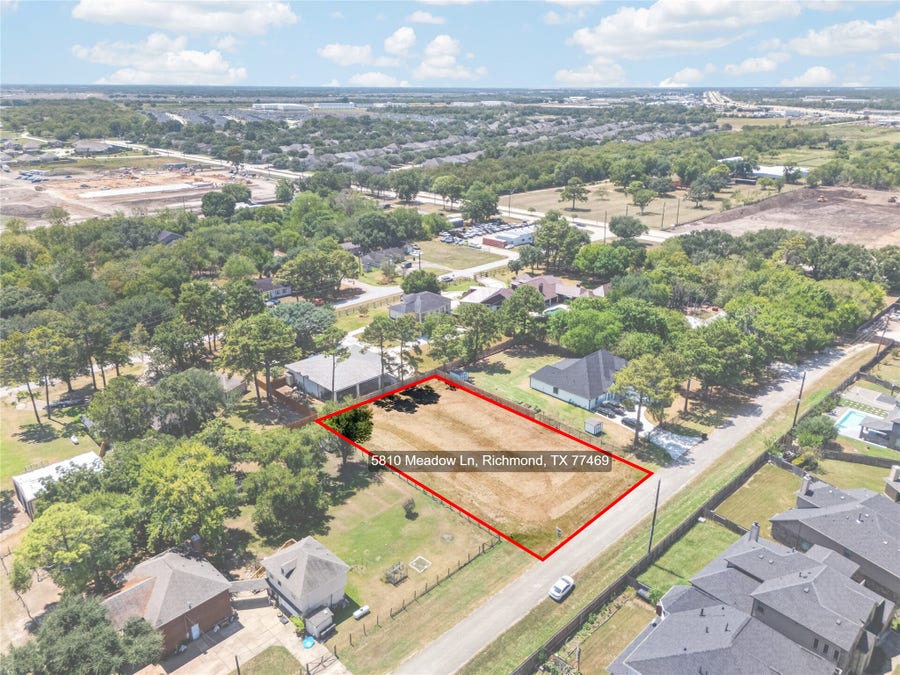 Property photo for 5810 Meadow Lane, Richmond, TX