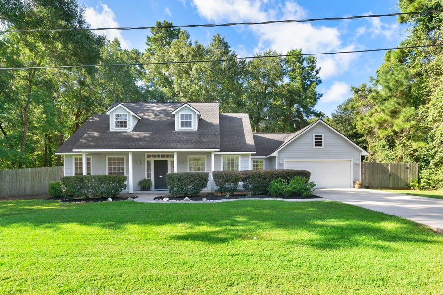 Property photo for 423 Tallow Drive, Conroe, TX