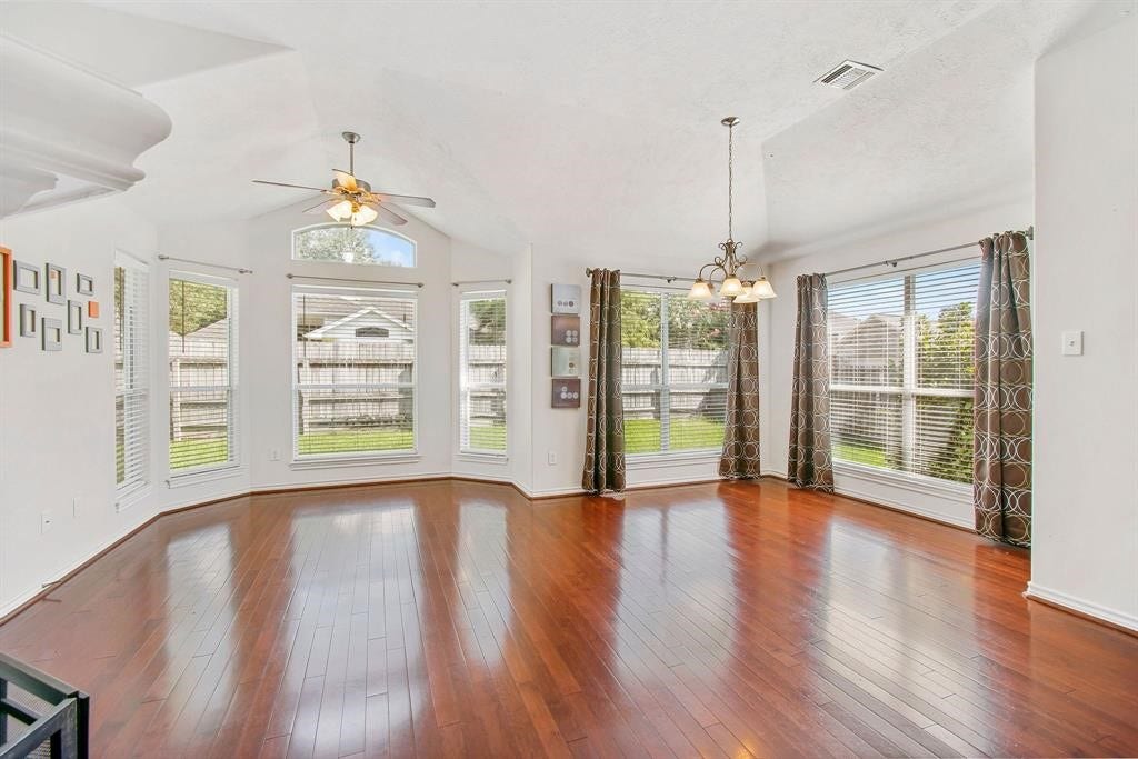 913 Christi Lynn Lane, Conroe, TX 77304