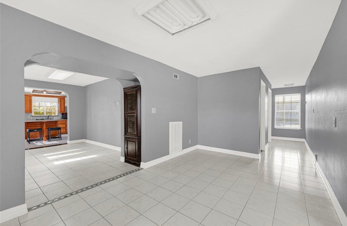610 12th Street, Dickinson, TX 77539 610 12th Street, Dickinson, TX 77539