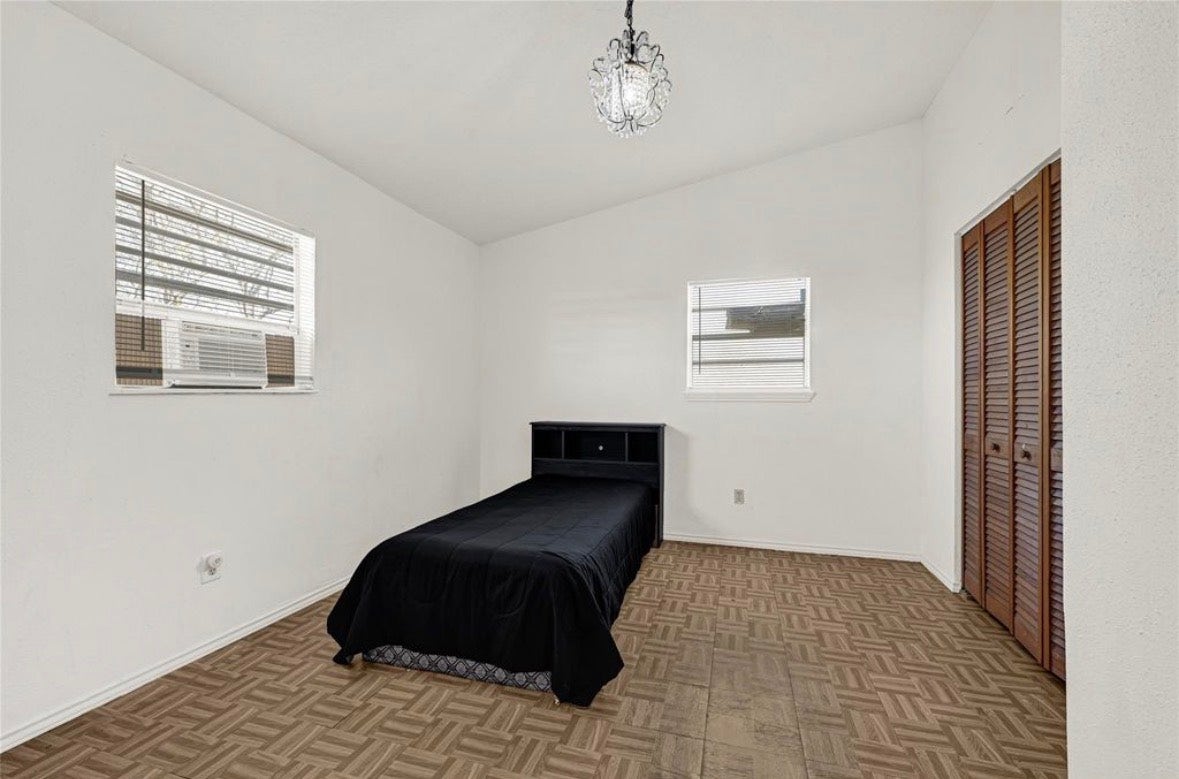 610 12th Street, Dickinson, TX 77539 610 12th Street, Dickinson, TX 77539