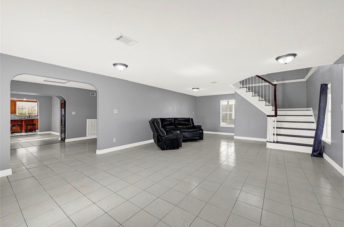 610 12th Street, Dickinson, TX 77539 610 12th Street, Dickinson, TX 77539