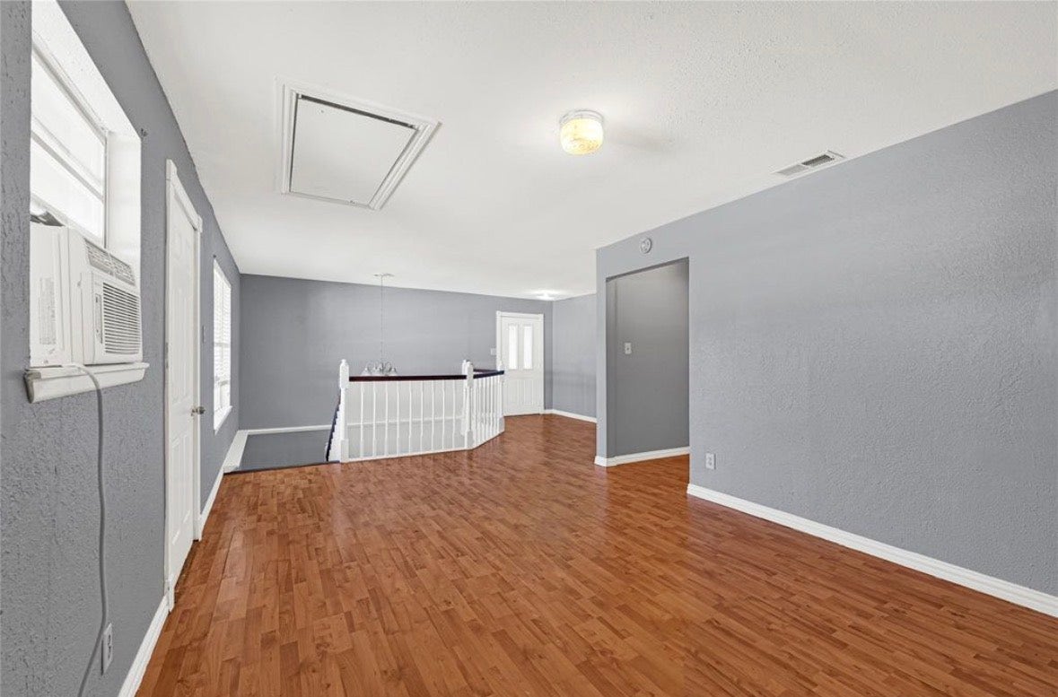 610 12th Street, Dickinson, TX 77539 610 12th Street, Dickinson, TX 77539
