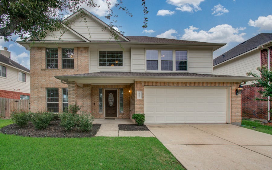 Property photo for 11610 Cross Spring Drive, Pearland, TX