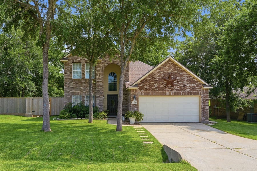 Property photo for 13217 Lazy Lane, Willis, TX