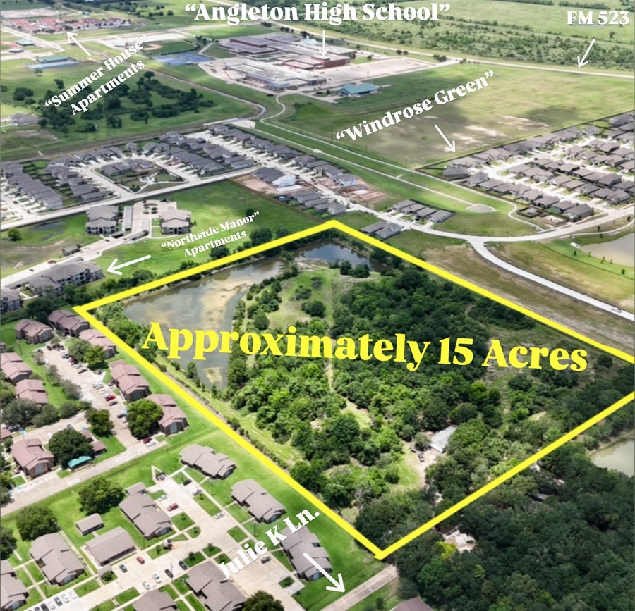 Property photo for 100 Henderson Road, Angleton, TX
