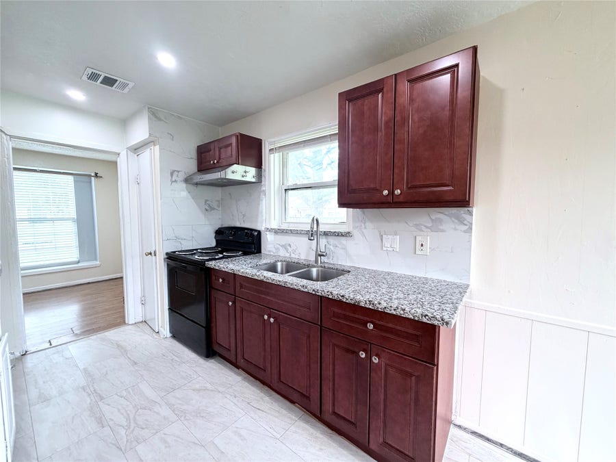 Property photo for 7303 Shiner Lane, Houston, TX
