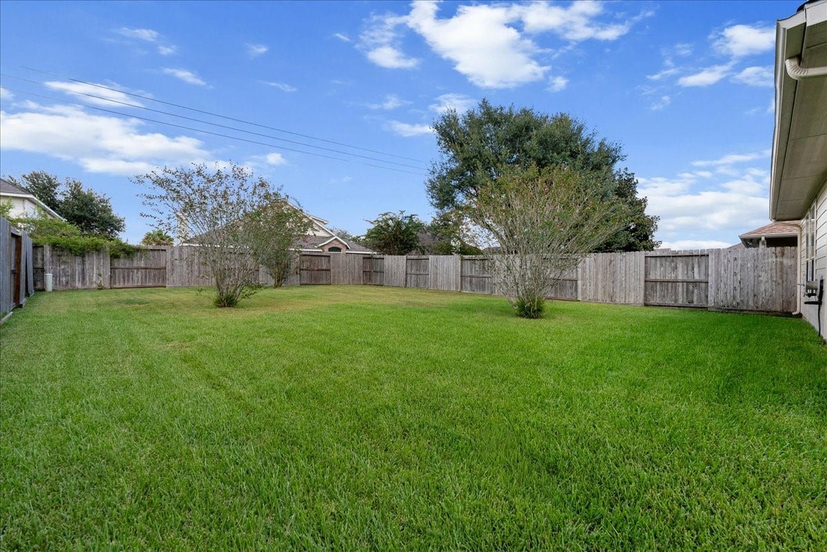 1209 Modena Drive, Pearland, TX 77581 1209 Modena Drive, Pearland, TX 77581
