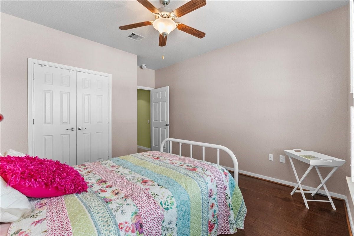 1209 Modena Drive, Pearland, TX 77581 1209 Modena Drive, Pearland, TX 77581