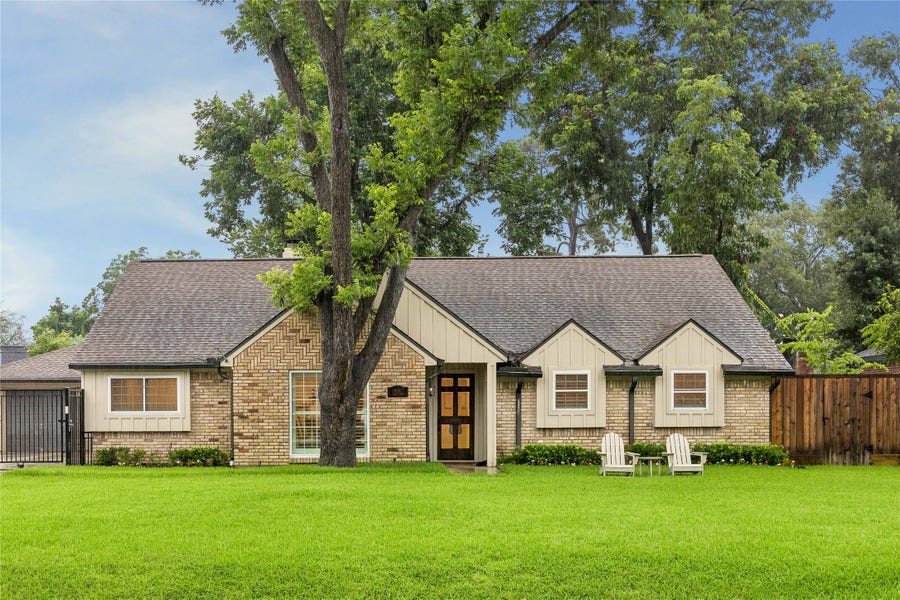 Property photo for 9134 Olathe Street, Houston, TX
