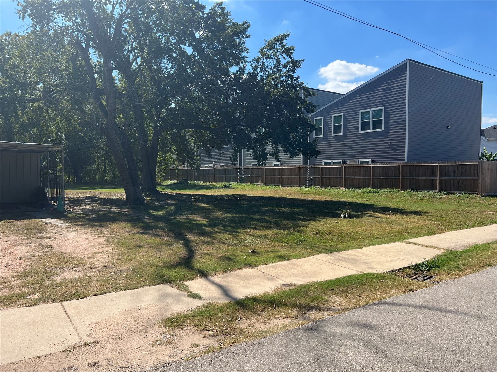 00 Paul Quinn st, Houston, TX 77091