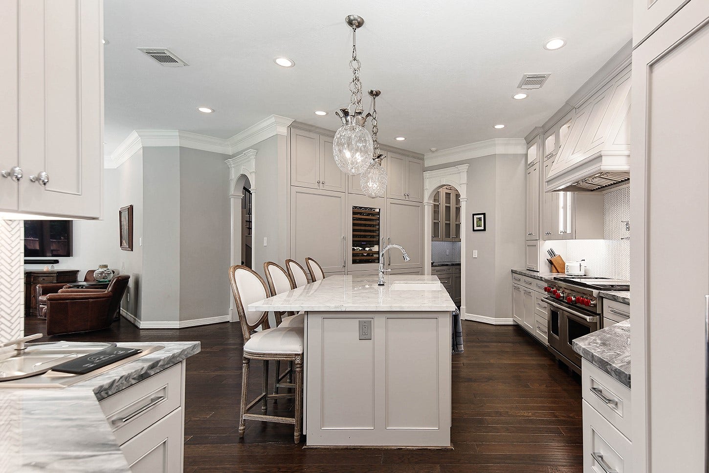 6 Noble Bend Place, The Woodlands, TX 77382 6 Noble Bend Place, The Woodlands, TX 77382