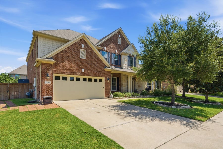 Property photo for 27114 Mossy Canyon Lane, Katy, TX