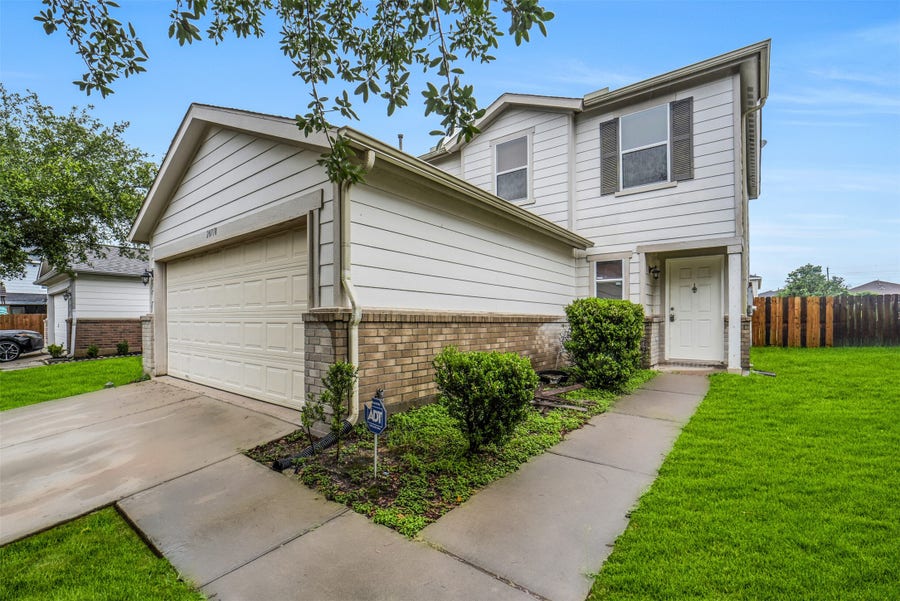 Property photo for 20718 Tayman Oaks Drive, Cypress, TX