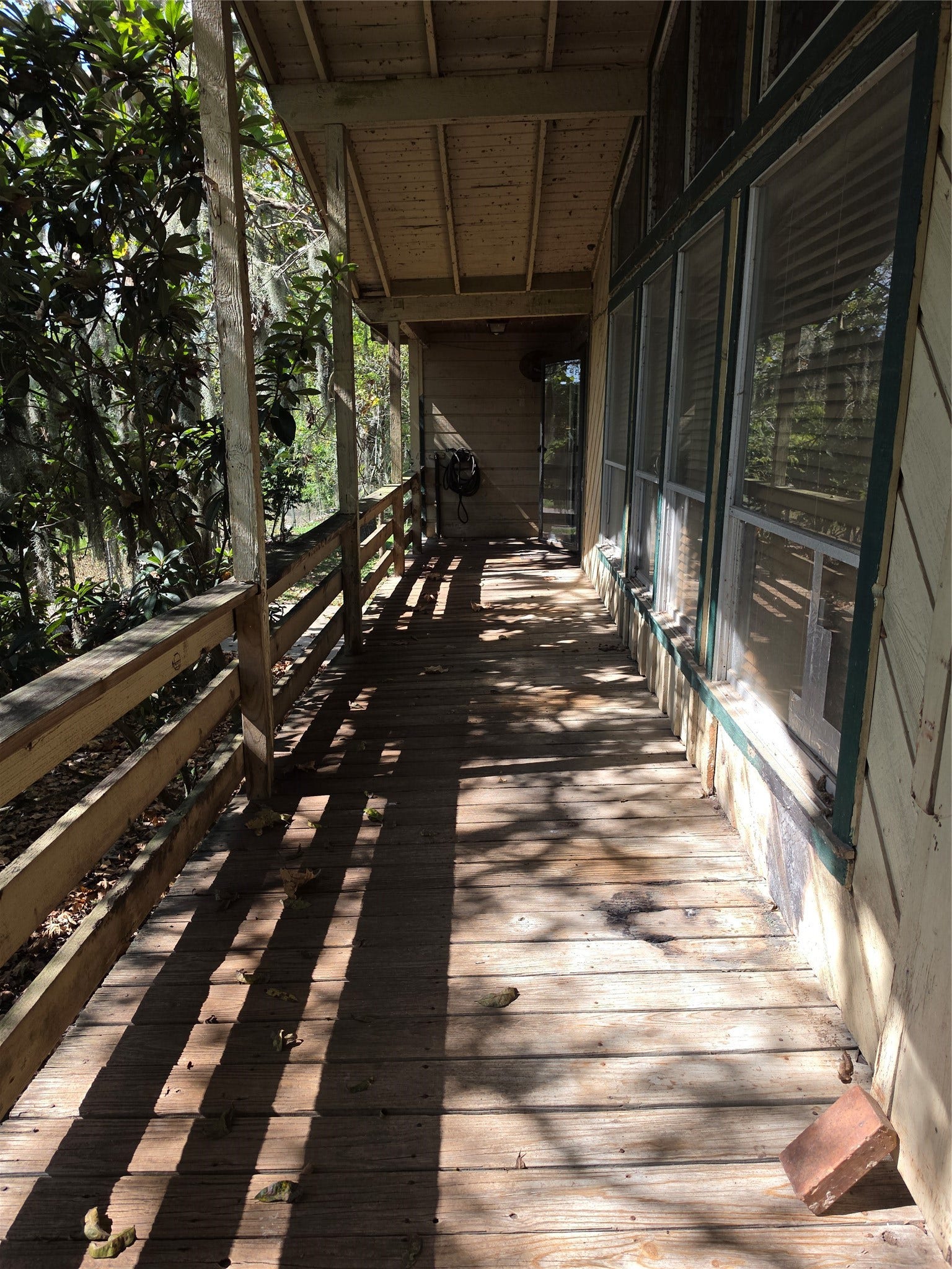 20511 Lake Forest Drive E, Guy, TX 77444