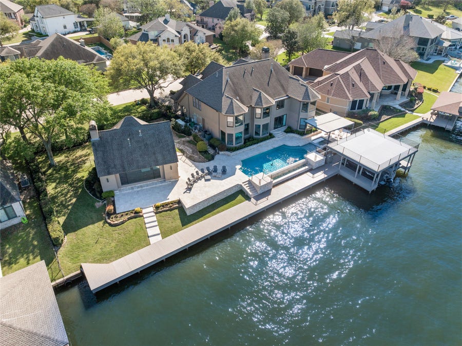 Property photo for 385 Edgewood Drive, Montgomery, TX