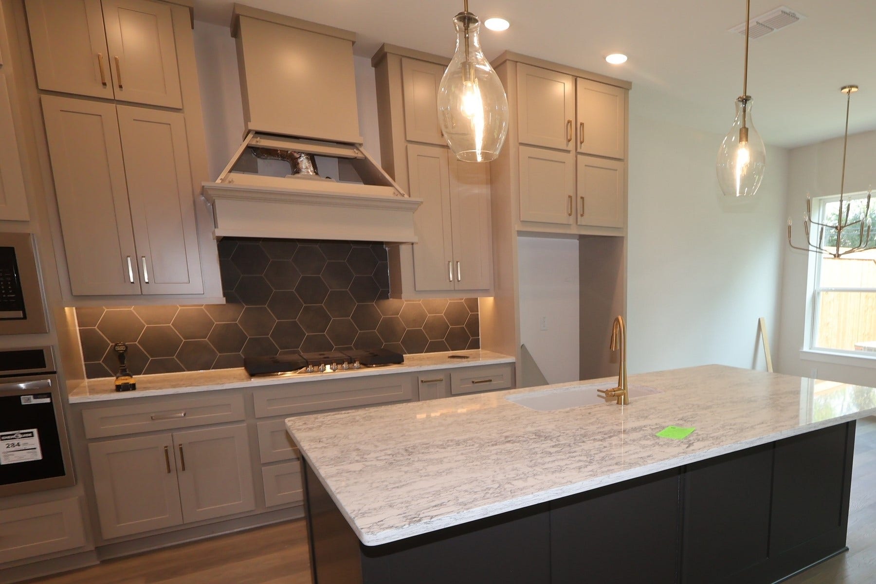 407 Kinley Oaks Drive, Houston, TX 77079