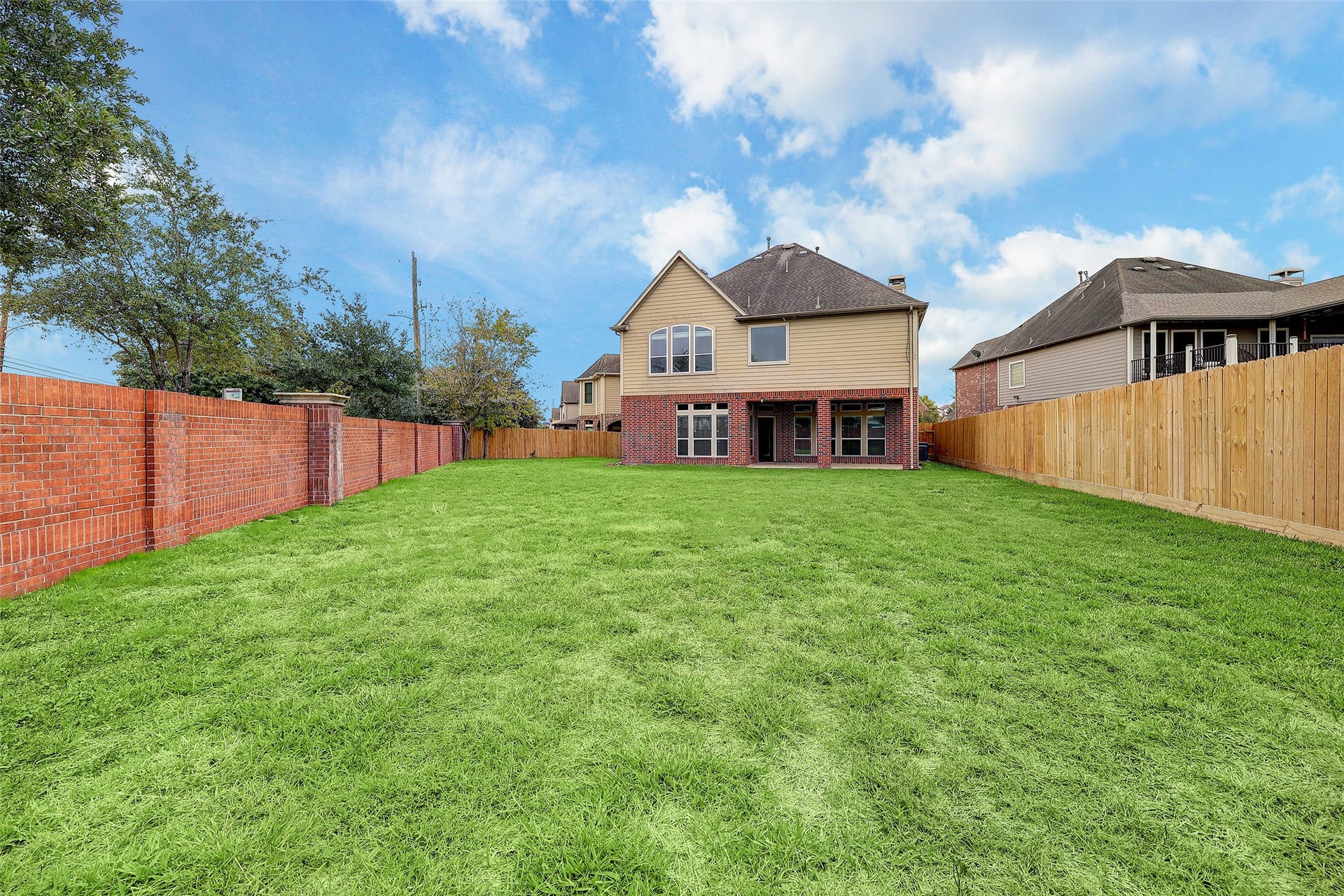 3550 Urban Woods Trail, Houston, TX 77008 3550 Urban Woods Trail, Houston, TX 77008
