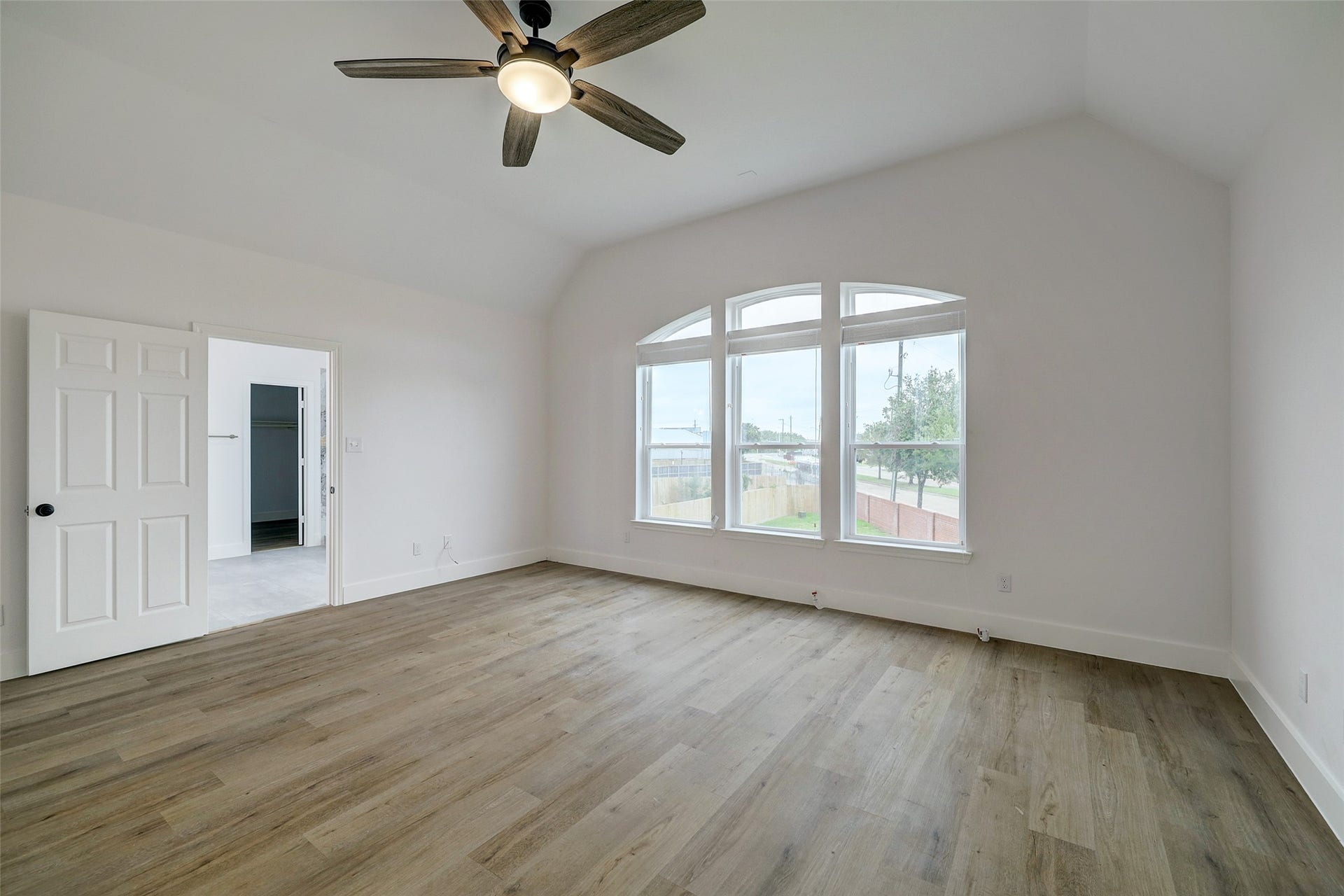 3550 Urban Woods Trail, Houston, TX 77008 3550 Urban Woods Trail, Houston, TX 77008