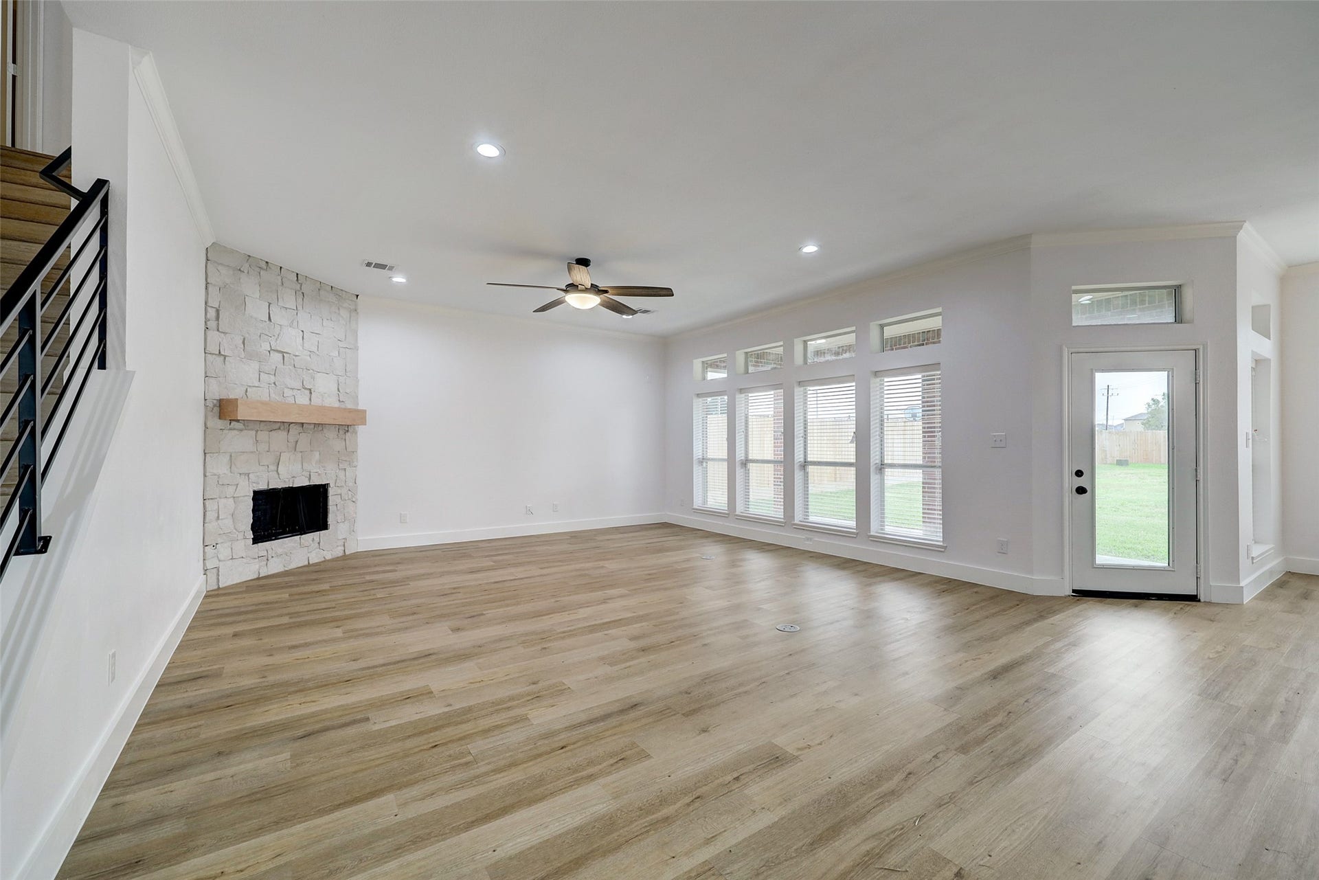 3550 Urban Woods Trail, Houston, TX 77008 3550 Urban Woods Trail, Houston, TX 77008