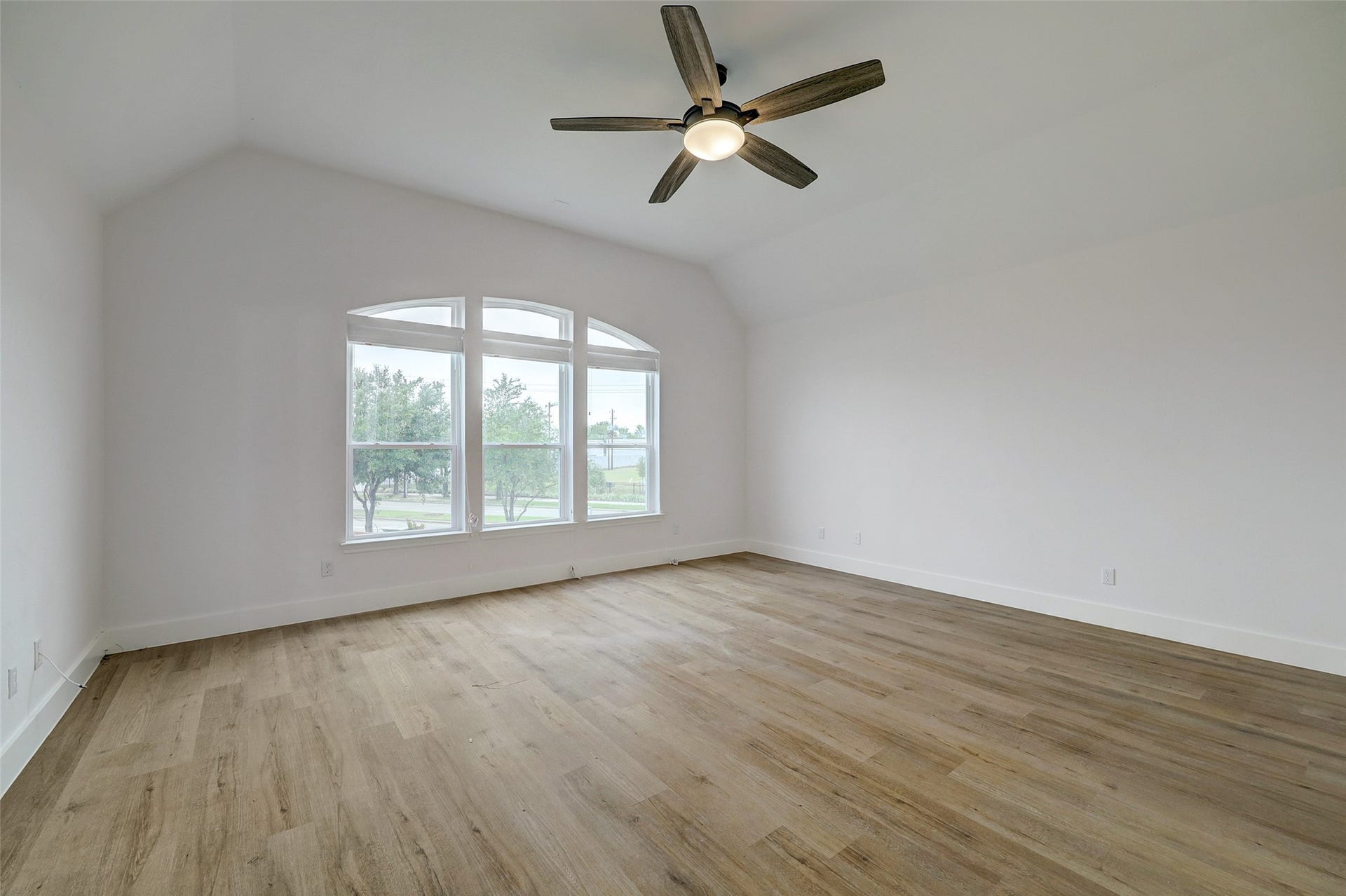 3550 Urban Woods Trail, Houston, TX 77008 3550 Urban Woods Trail, Houston, TX 77008