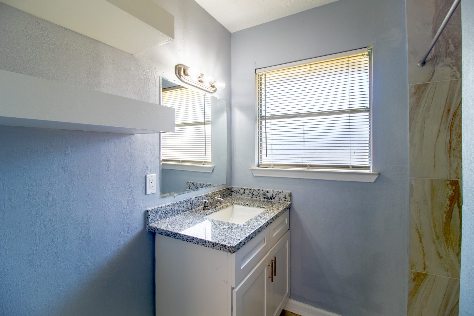2202 Cherrybrook Lane, Pasadena, TX 77502