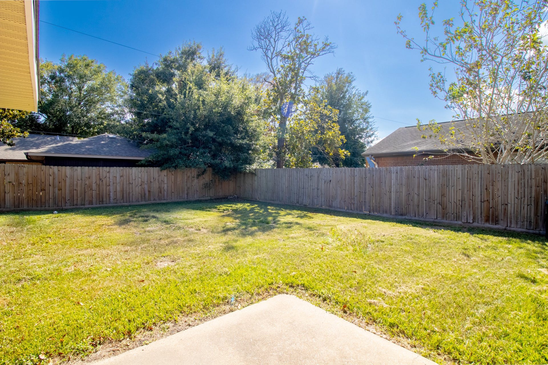2202 Cherrybrook Lane, Pasadena, TX 77502