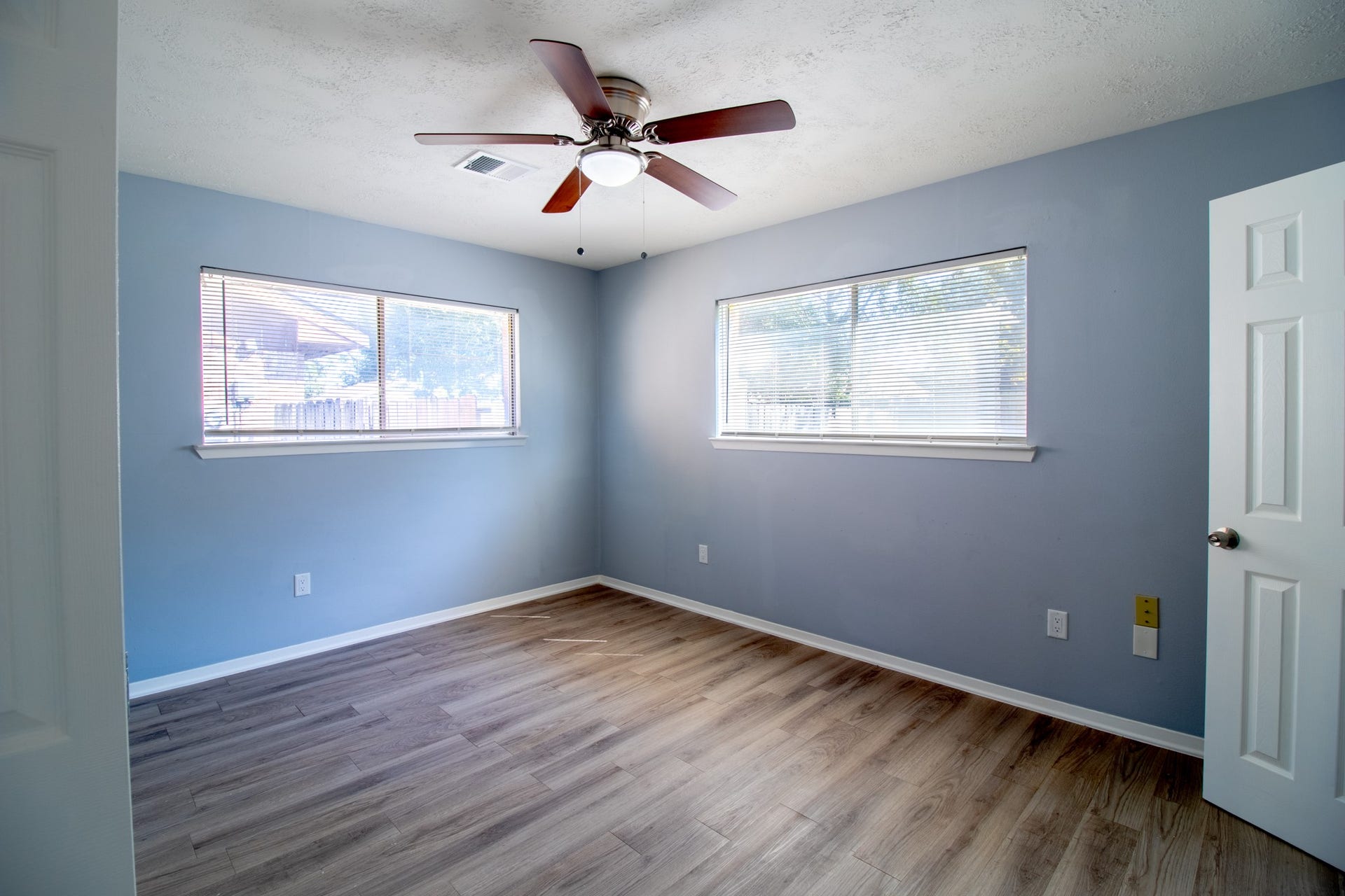 2202 Cherrybrook Lane, Pasadena, TX 77502
