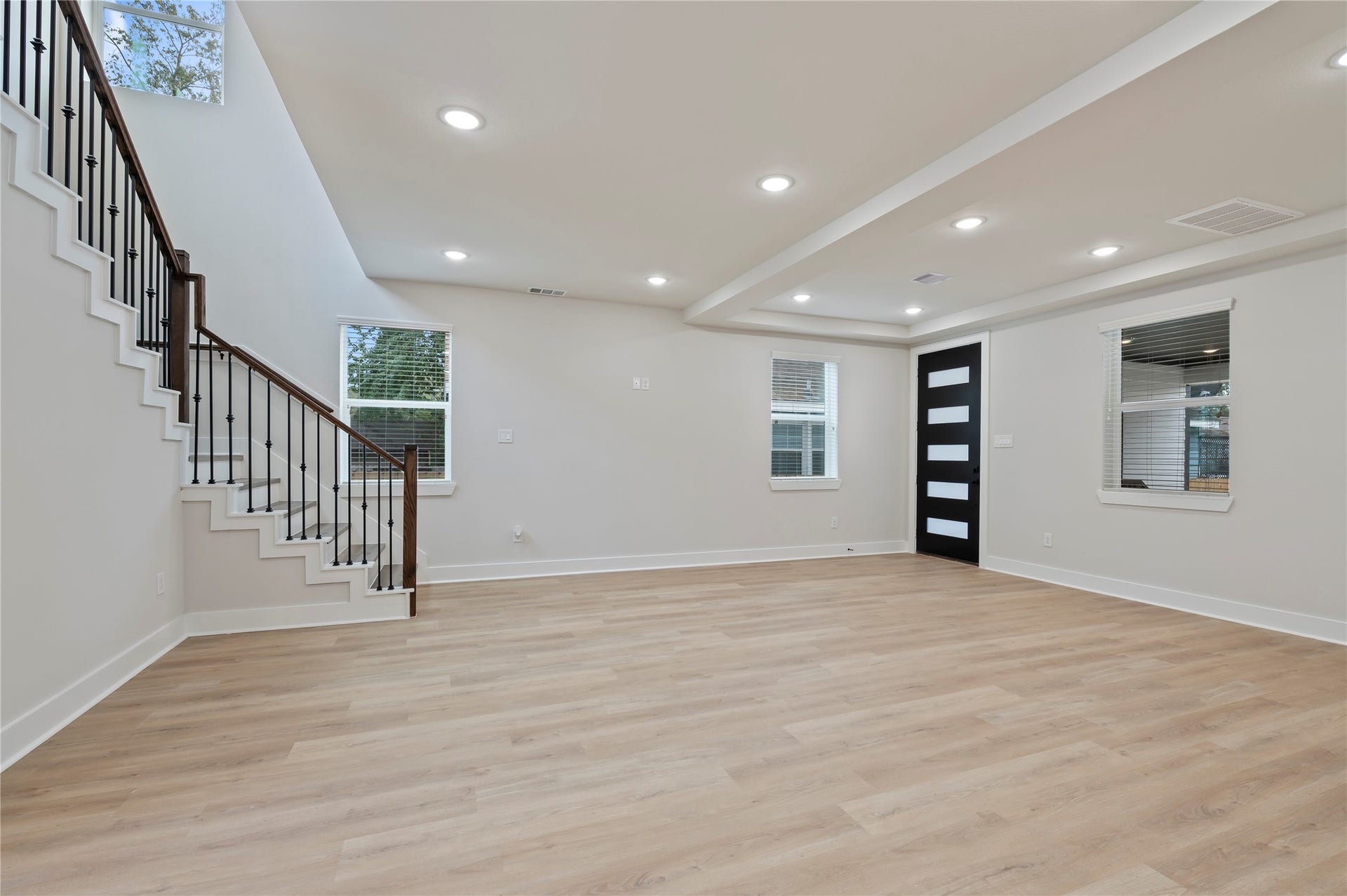 7709 Avenue L, Houston, TX 77012 7709 Avenue L, Houston, TX 77012