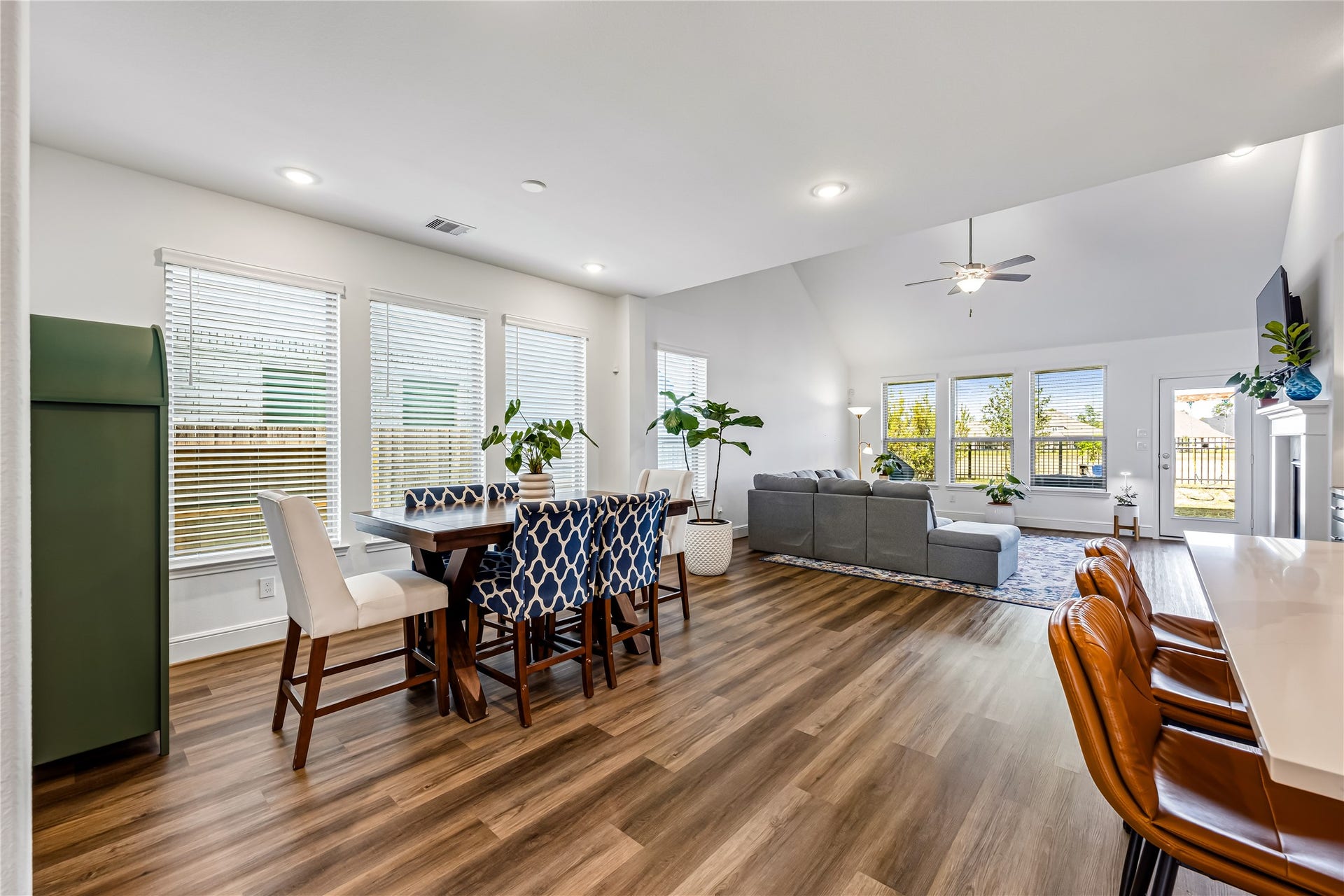 3573 Cherrybark Gable Lane, Spring, TX 77386 The dining area offers room for a large table to accommodate all of your family gatherings!