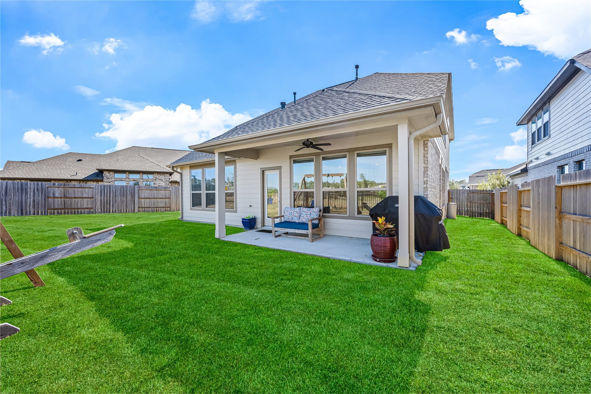 3573 Cherrybark Gable Lane, Spring, TX 77386 3573 Cherrybark Gable Lane, Spring, TX 77386